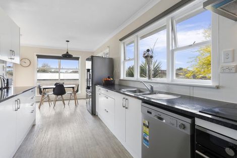 Photo of property in 52 Kirkbride Road, Mangere, Auckland, 2022