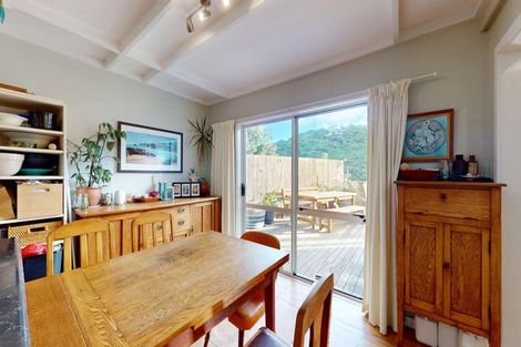 Photo of property in 103 Houghton Bay Road, Houghton Bay, Wellington, 6023
