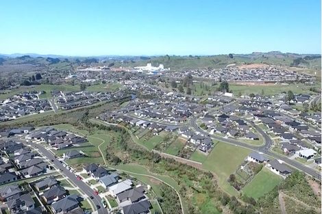 Photo of property in 19 Spudman Rise, Pukekohe, 2120