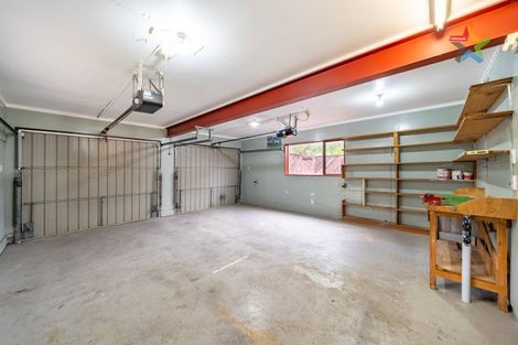 Photo of property in 19 Mcenroe Grove, Naenae, Lower Hutt, 5011