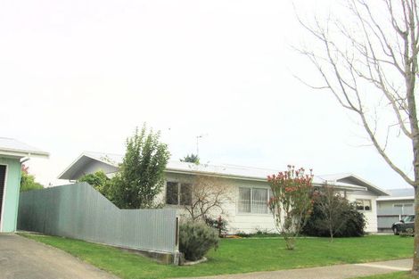 Photo of property in 10 Jeffares Place, Taradale, Napier, 4112