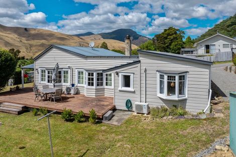 Photo of property in 13 Main Rd Havelock, Havelock, 7100