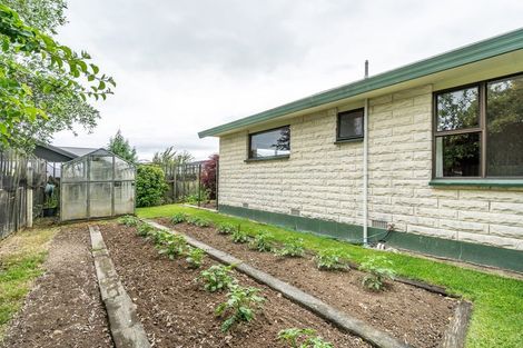 Photo of property in 2 Calder Place, Winton, 9720