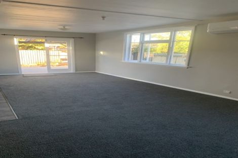 Photo of property in 84 Racecourse Road, Sockburn, Christchurch, 8042