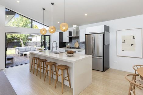 Photo of property in 136 Edgeware Road, St Albans, Christchurch, 8014