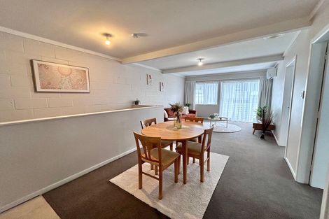 Photo of property in 15f1 Bloomsbury Grove, Newlands, Wellington, 6037