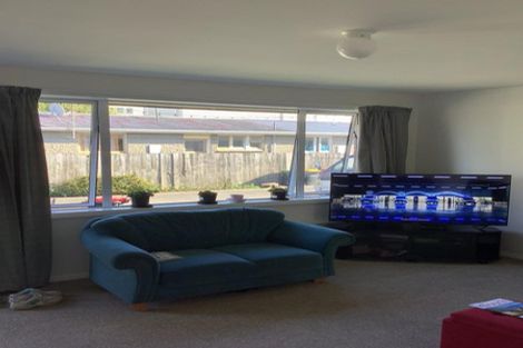 Photo of property in 2/451 Hereford Street, Linwood, Christchurch, 8011