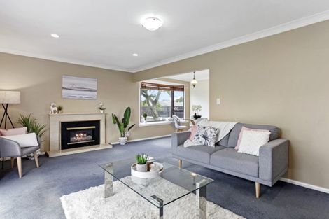 Photo of property in 27 Boston Avenue, Hornby, Christchurch, 8042