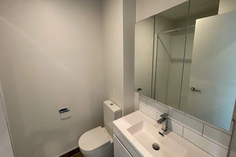 Photo of property in 13 Whanui Place, Mangere Bridge, Auckland, 2022