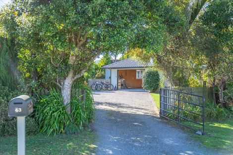 Photo of property in 43 Te Horo Hautere Cross Road, Te Horo, Otaki, 5582