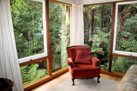 Photo of property in 133 Konini Road, Titirangi, Auckland, 0604