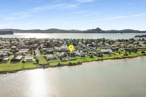 Photo of property in 18 Admiral Drive, Cooks Beach, Whitianga, 3591