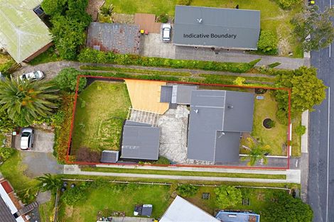 Photo of property in 60 Hilling Street, Titirangi, Auckland, 0604