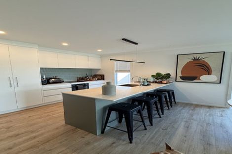 Photo of property in 92 Pallida Crescent, Papamoa Beach, Papamoa, 3118