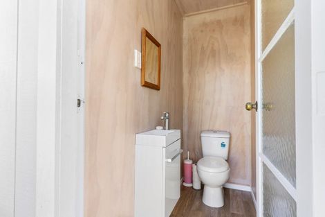 Photo of property in 207 Kiwi Road, Whangamata, 3620