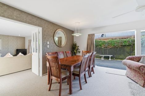 Photo of property in 17 Greystoke Lane, Avonhead, Christchurch, 8042