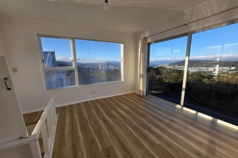 Photo of property in 118 Ohiro Road, Brooklyn, Wellington, 6021