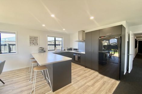 Photo of property in 21 Grimwood Street, Woodend, 7610