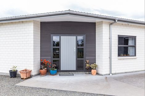 Photo of property in 134 Gladstone Road, Levin, 5571