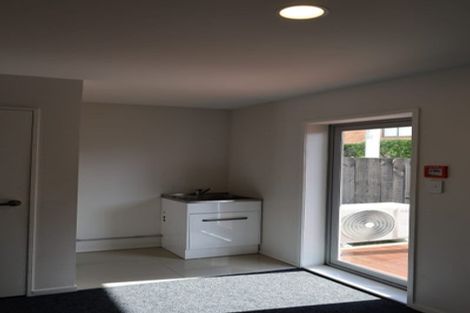 Photo of property in 60 Niu Lane, Te Atatu South, Auckland, 0610