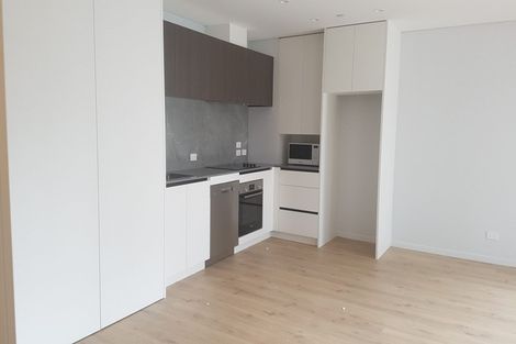 Photo of property in 44 Compton Street, Hillcrest, Auckland, 0627
