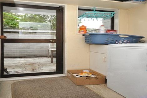 Photo of property in 8 Springtime Crescent, Stanmore Bay, Whangaparaoa, 0932