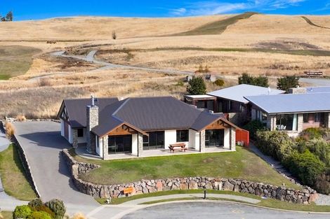 Photo of property in 2 Walter Black Place, Lake Tekapo, 7999