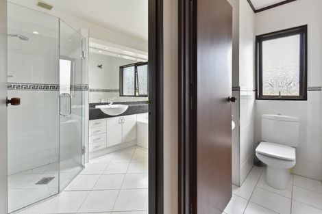 Photo of property in 2/28 Gills Avenue, Papakura, 2110