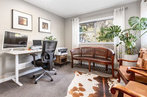 Photo of property in 130 Navigation Drive, Whitby, Porirua, 5024