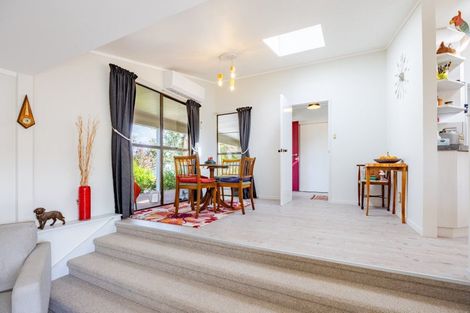 Photo of property in 21 Abbotsford Road, Waipawa, 4210