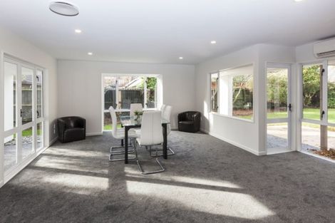 Photo of property in 24 Millcroft Place, Parklands, Christchurch, 8083