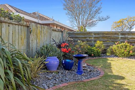 Photo of property in 2 The Green, Mount Maunganui, 3116