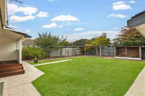 Photo of property in 4 Vivian Street, Burwood, Christchurch, 8083