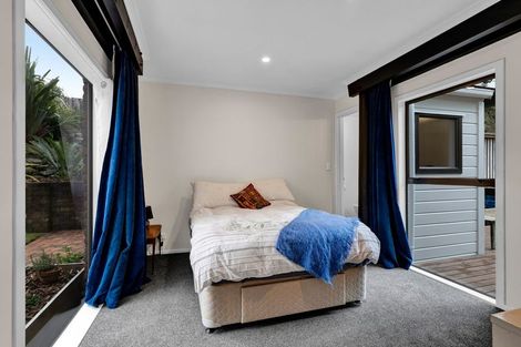 Photo of property in 10 Hood Place, Spotswood, New Plymouth, 4310