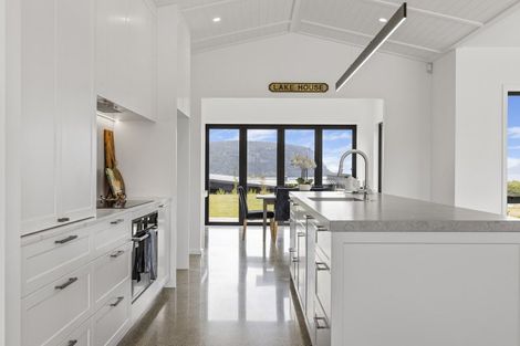 Photo of property in 47 Seven Oaks Drive, Kinloch, 3377