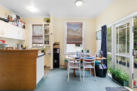 Photo of property in 36 Reuben Avenue, Brooklyn, Wellington, 6021