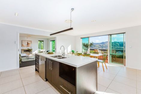Photo of property in 26 Kilkelly Close, Tawa, Wellington, 5028