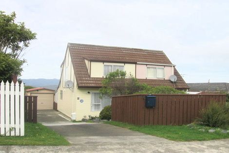 Photo of property in 7a Oakleigh Street, Maungaraki, Lower Hutt, 5010