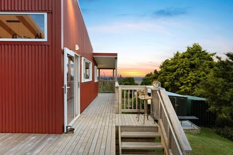 Photo of property in 236 Kiwitahi Road, Helensville, 0875