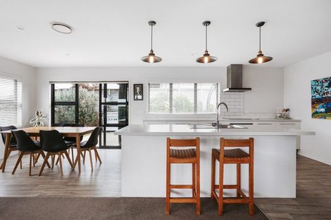 Photo of property in 132c Margaret Drive, Omokoroa, 3114