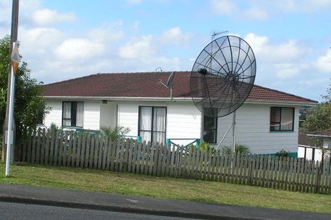 Photo of property in 96 Gallony Avenue, Massey, Auckland, 0614