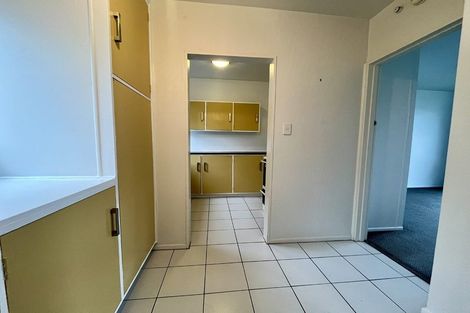 Photo of property in Bryon Court Flats, 25 Apuka Street, Brooklyn, Wellington, 6021