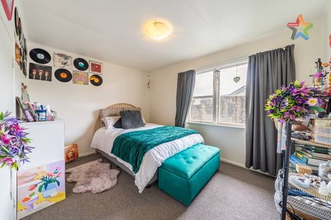 Photo of property in 5 Longfellow Street, Trentham, Upper Hutt, 5018