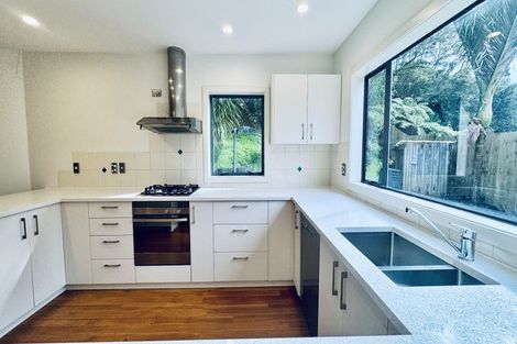Photo of property in 35 John Court Street, Birkenhead, Auckland, 0626