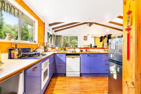 Photo of property in 29 Onedin Place, Titirangi, Auckland, 0604