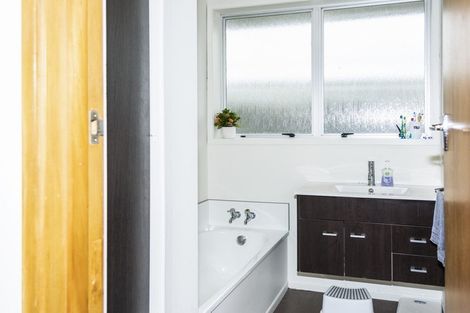 Photo of property in 5 Tay Street, Spotswood, New Plymouth, 4310