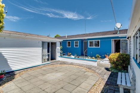 Photo of property in 4 Elliott Street, Taradale, Napier, 4112