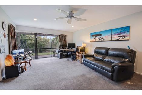 Photo of property in 22 Briarmont Street, Avondale, Christchurch, 8061