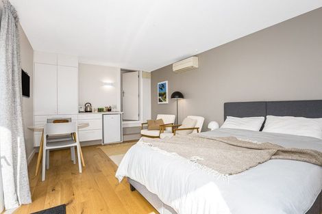 Photo of property in 13 Thane Road, Roseneath, Wellington, 6011