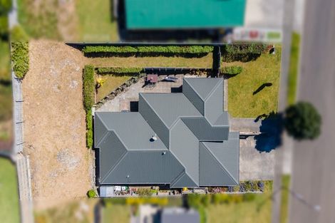 Photo of property in 42 Tongariro Drive, Aotea, Porirua, 5024